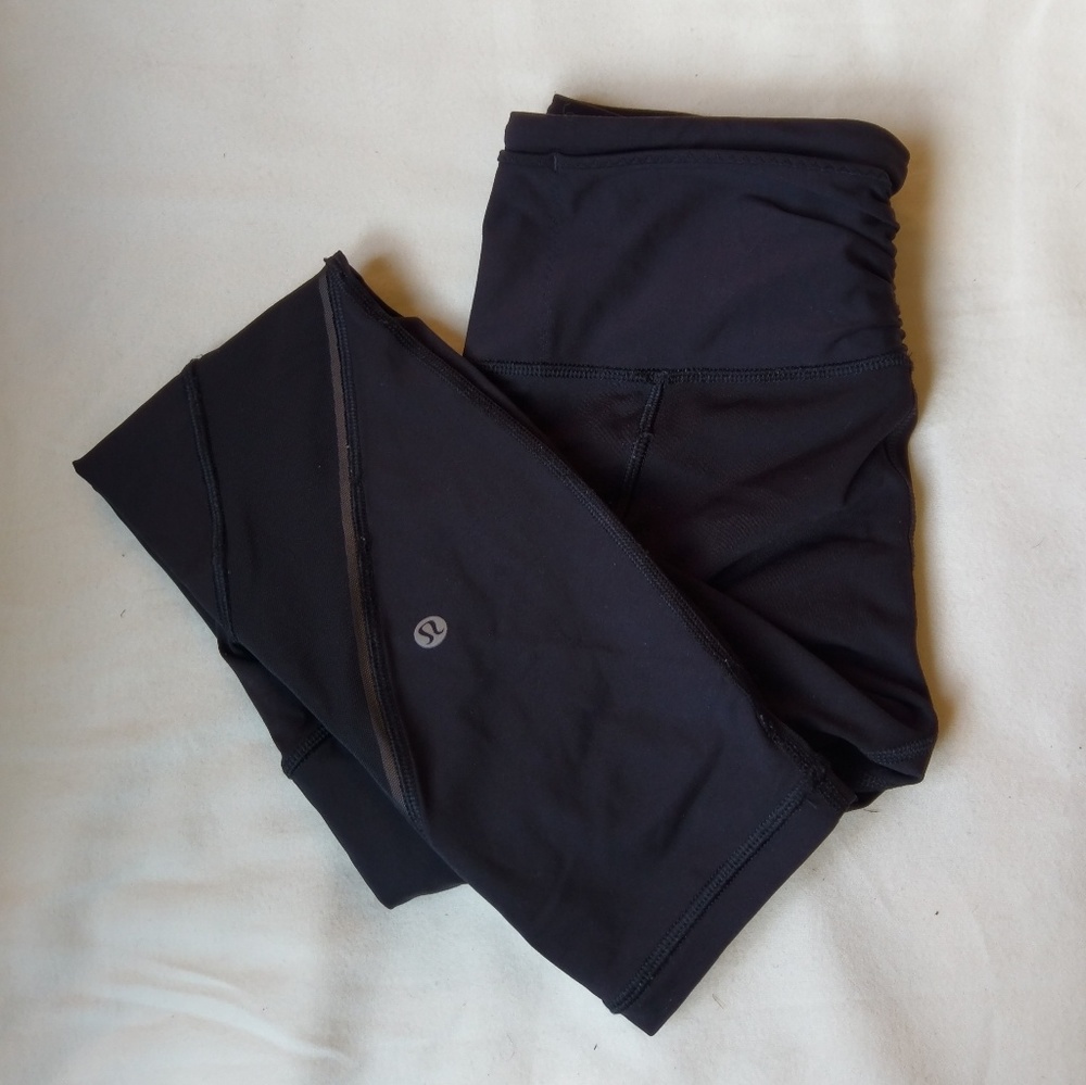 Lululemon Mesh Paneled Leggings